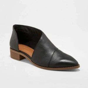 Universal Thread Cutout Mules Booties